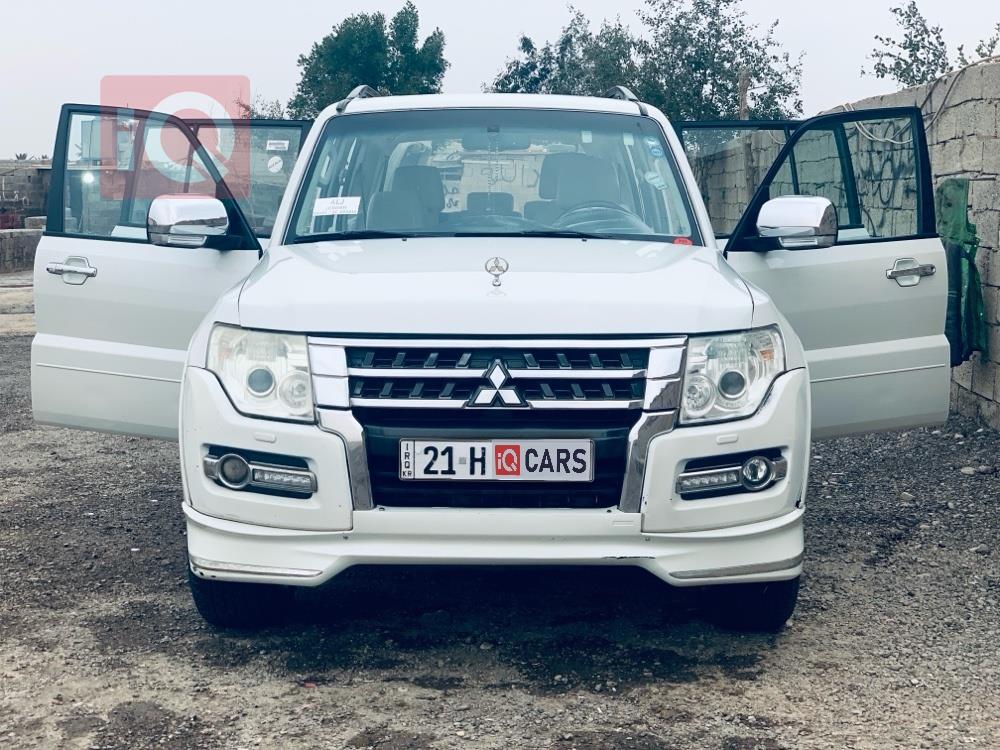 ميتسوبيشي باجيرو